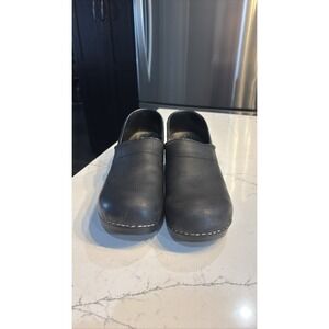 Sanita Professional Black Oiled Leather Clogs Womens Comfort Shoes SZ 40/9